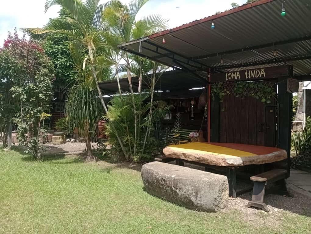 Loma Linda Hotel De Naturaleza 라 메사 외부 사진